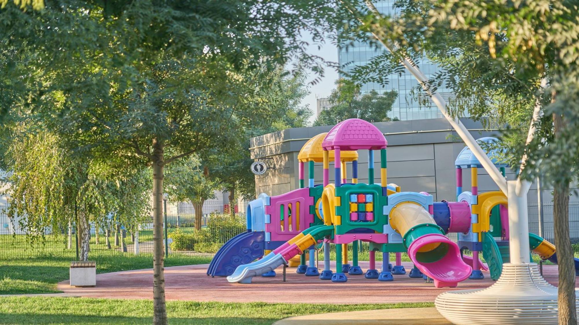 Holiday Inn Tashkent City By Ihg Buitenkant foto