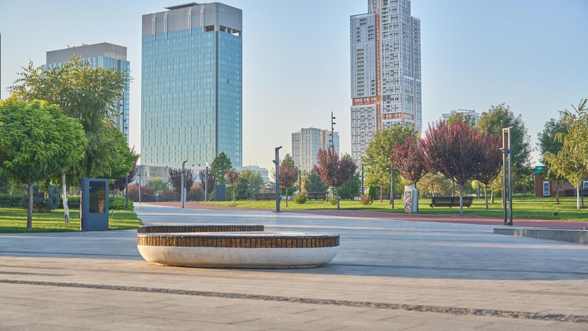 Holiday Inn Tashkent City By Ihg Buitenkant foto