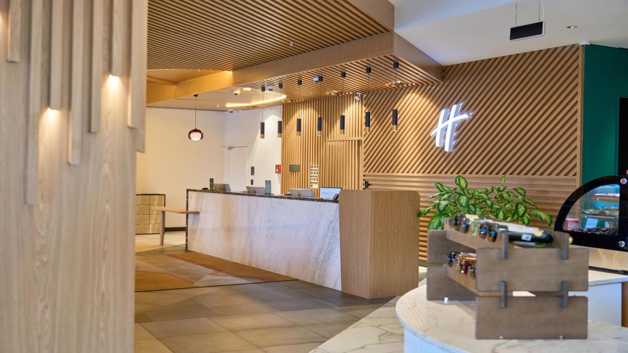 Holiday Inn Tashkent City By Ihg Buitenkant foto