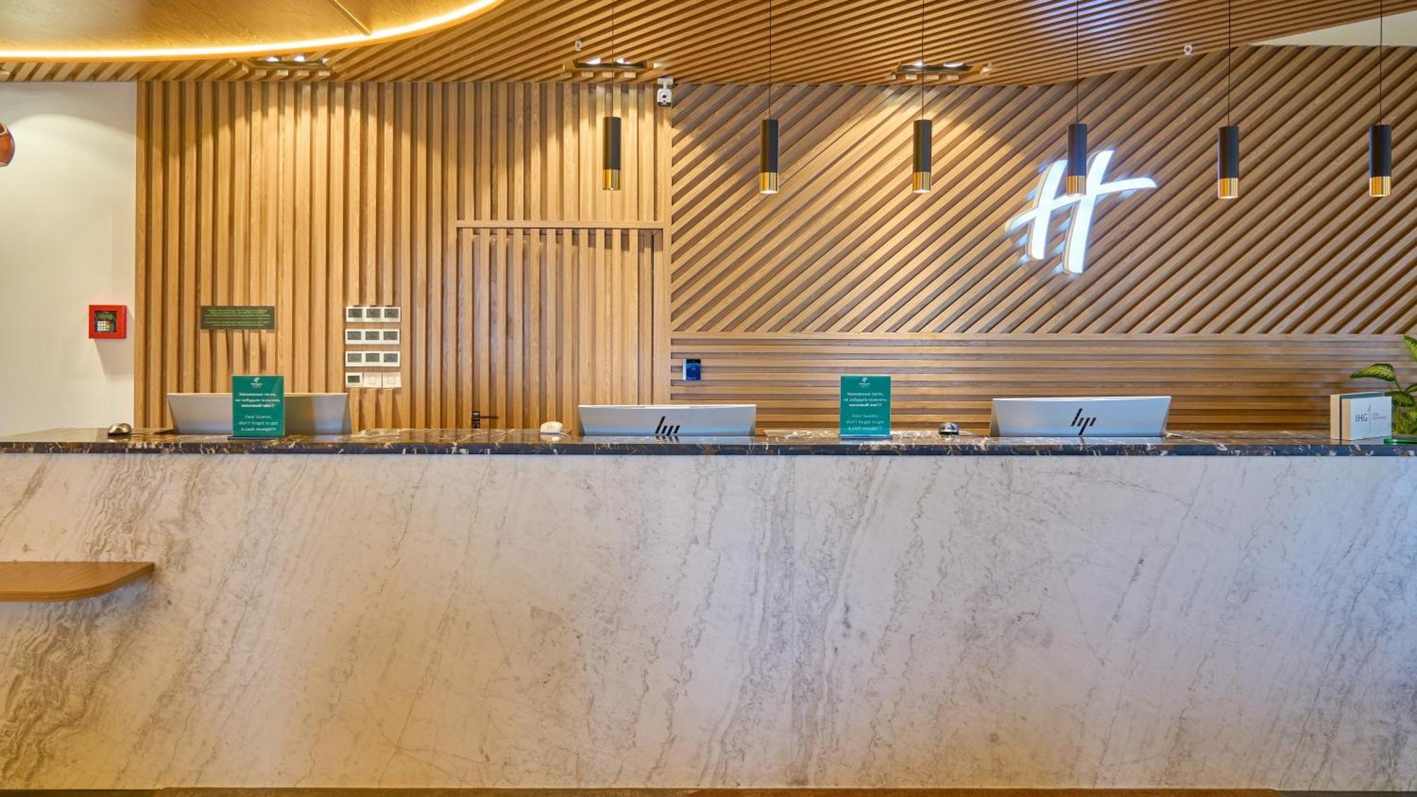 Holiday Inn Tashkent City By Ihg Buitenkant foto