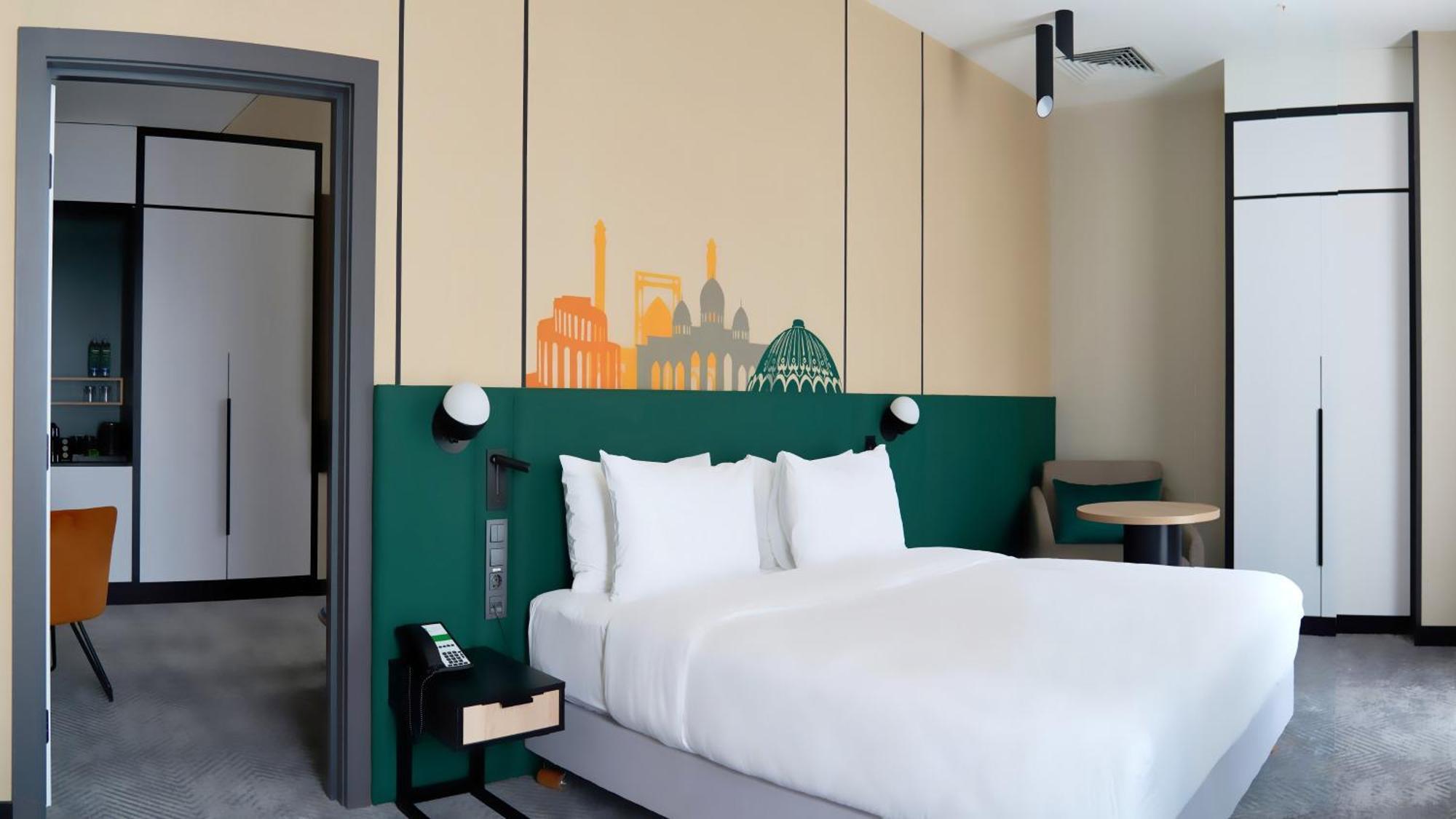 Holiday Inn Tashkent City By Ihg Buitenkant foto