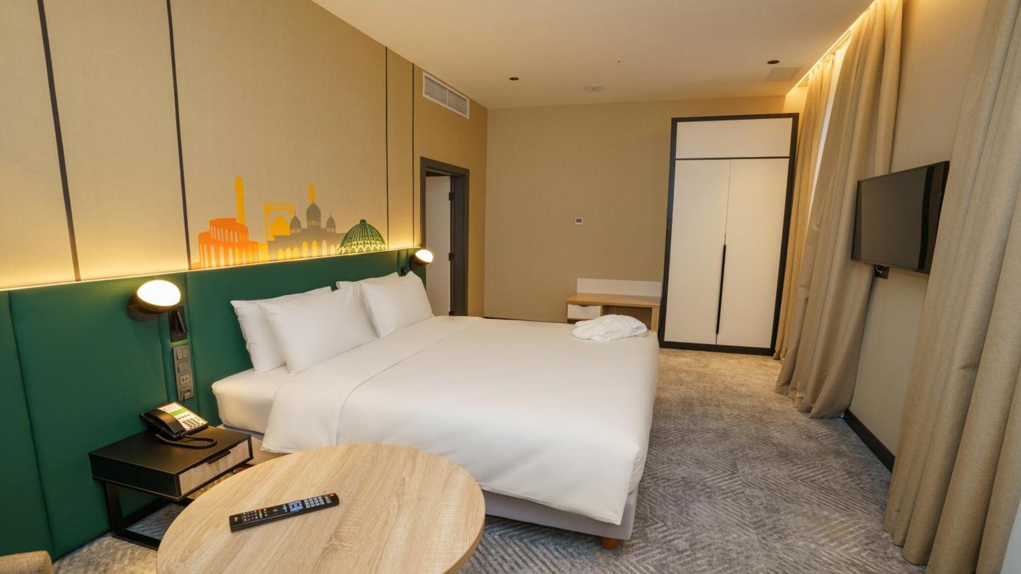 Holiday Inn Tashkent City By Ihg Buitenkant foto